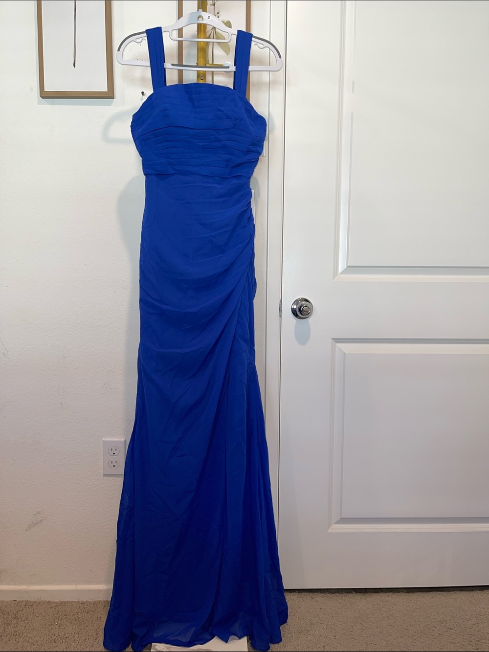 Elegant Royal Blue Evening Gown with Wide Straps